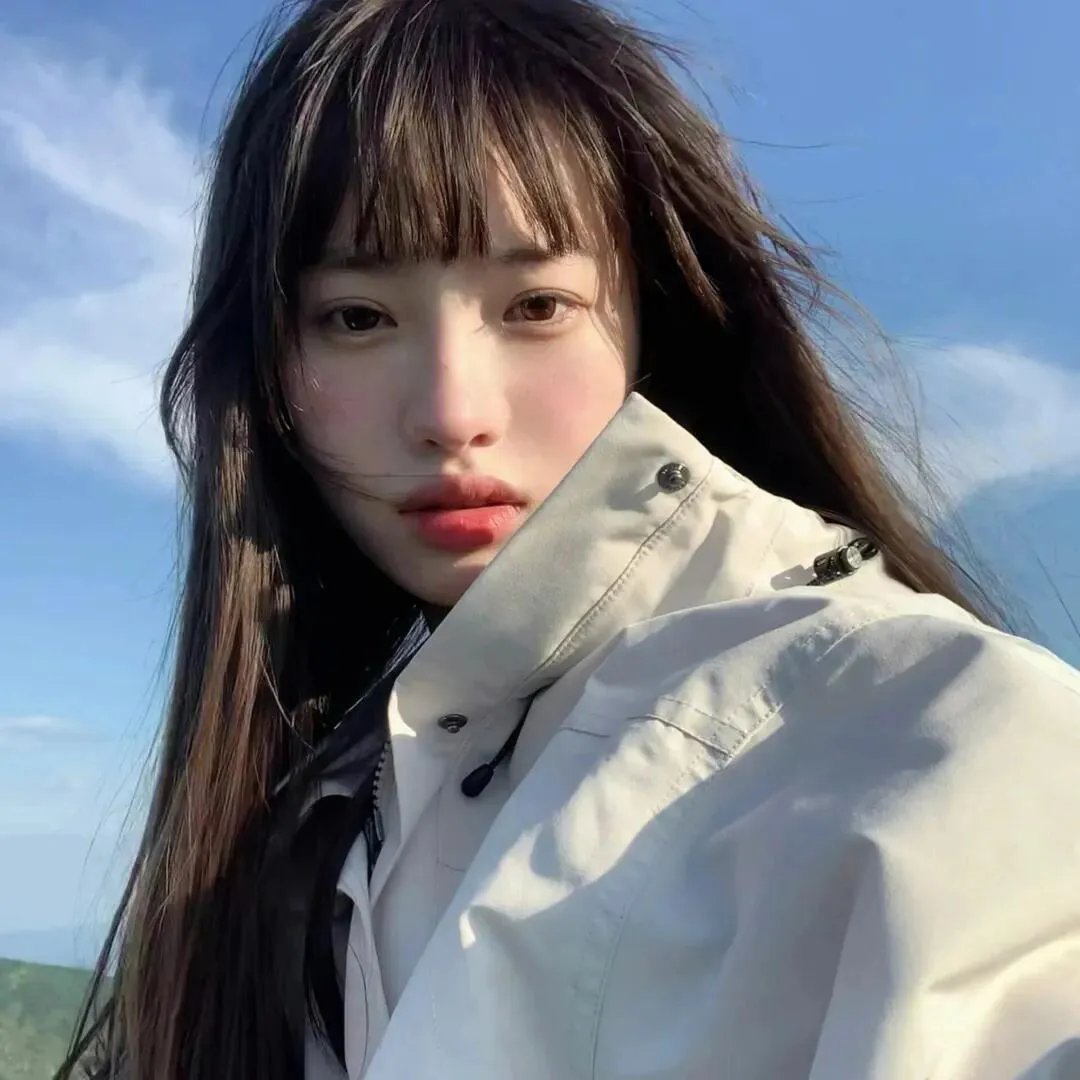 维奥莱特·诺齐埃尔